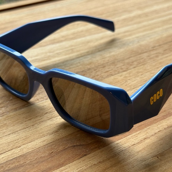 NWT Cocokealohi Stylish Blue Sunglasses - Picture 6 of 7